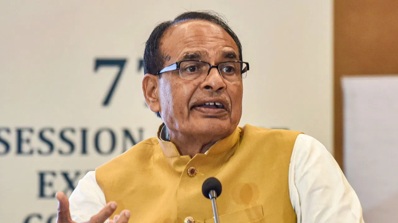 हटाया जाए धर्मनिरपेक्ष शब्द…शिवराज बोले- ये हमारी संस्कृति का मूल नहीं