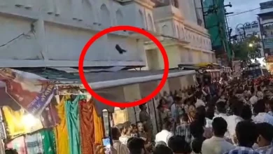 जगन्नाथ यात्रा के दौरान शाही मस्जिद पर फेंकी चप्पल, मुस्लिम समाज के लोगों में आक्रोश, थाने के बाहर प्रदर्शन