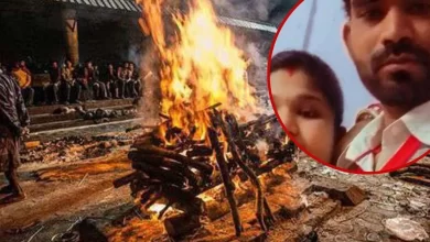 रोमियो-जूलियट सी लव स्टोरी… पत्नी की चिता को दी मुखाग्नि, फिर वापस लौट पति ने कर लिया सुसाइड