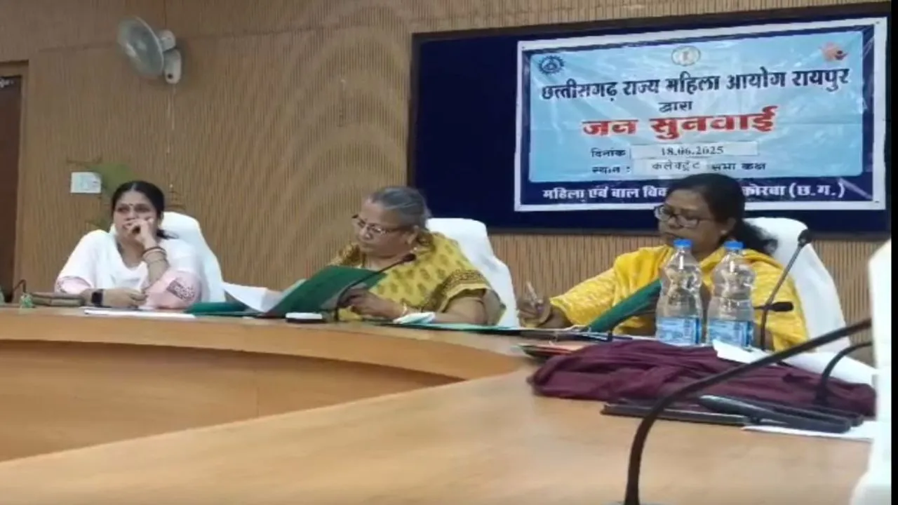 शादीशुदा शिक्षिका के अवैध संबंधों का खुलासा, प्रेमी से हुआ तीसरा बच्चा, महिला आयोग ने सुनाया बड़ा फैसला शादीशुदा शिक्षिका के अवैध संबंधों का खुलासा, प्रेमी से हुआ तीसरा बच्चा, महिला आयोग ने सुनाया बड़ा फैसला