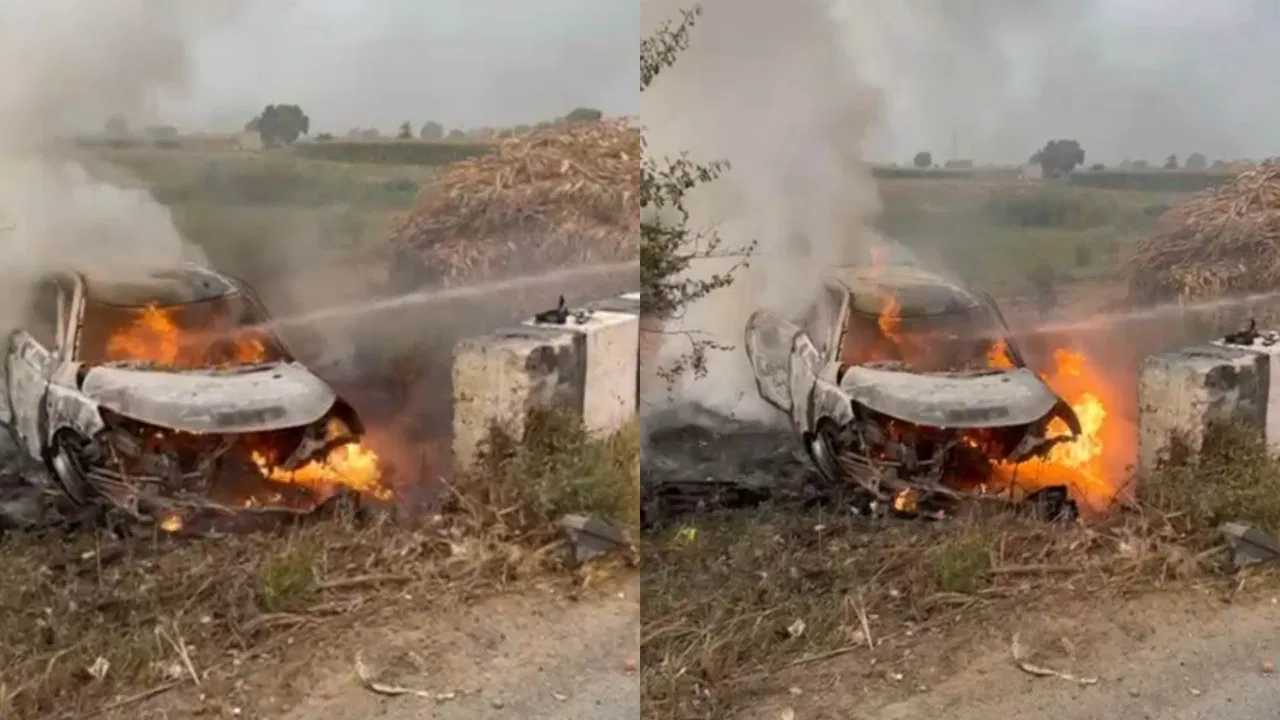 कार बनी चिता…सीट पर बैठे-बैठे जिंदा जले पांच लोग, बुलंदशहर रोड पर हुआ दर्दनाक हादसा कार बनी चिता…सीट पर बैठे-बैठे जिंदा जले पांच लोग, बुलंदशहर रोड पर हुआ दर्दनाक हादसा