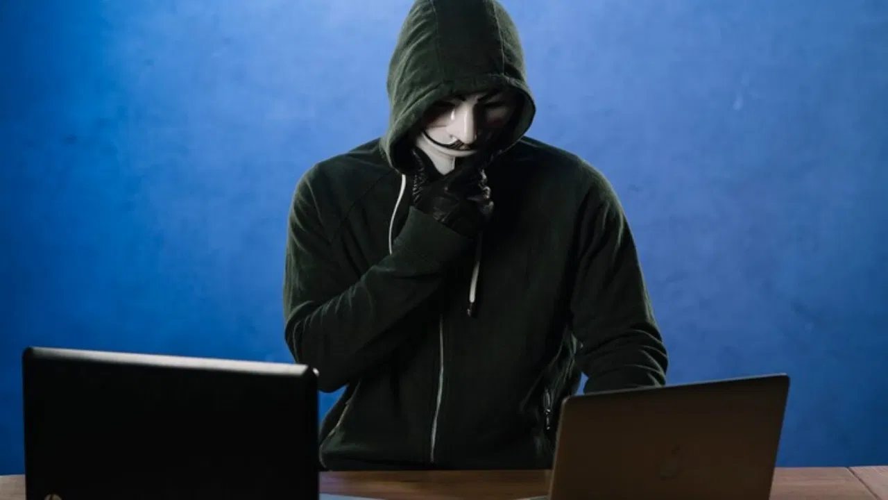 सबसे बड़ी सेंध, 16 अरब लोगों के एपल और गूगल अकाउंट पासवर्ड लीक