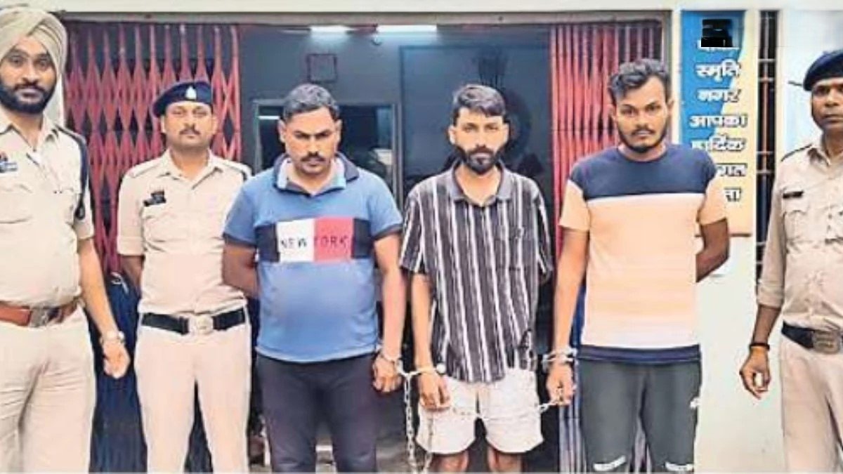 नकली क्राइम ब्रांच अधिकारियों को असली पुलिस ने किया गिरफ्तार, युवक से की थी 24 हजार की ठगी