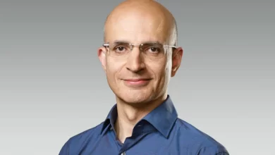 अब यूपी का छोरा बना Apple का COO, टिम कुक भी करते हैं सबीह खान को पसंद