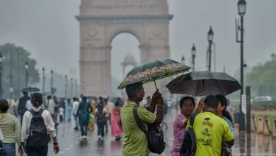 भीषण गर्मी से दिल्ली पुलिस के जवानों को बचाएगा ये ‘कूल जैकेट’, बारिश से बचने के लिए होगा ये प्लान
