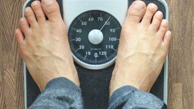 5 टिप्स जिससे फिटनेस कोच ने 25 किलो वजन किया कम और 17 साल तक किया मैनेज