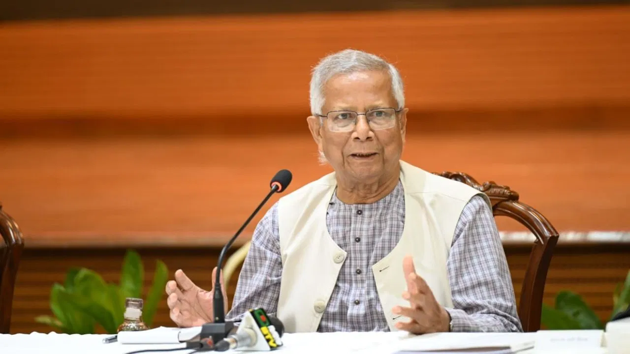 बांग्लादेश के प्रधानमंत्री अब नहीं कहलाएंगे सर, जानिए यूनुस सरकार ने क्यों लिया फैसला? बांग्लादेश के प्रधानमंत्री अब नहीं कहलाएंगे सर, जानिए यूनुस सरकार ने क्यों लिया फैसला?