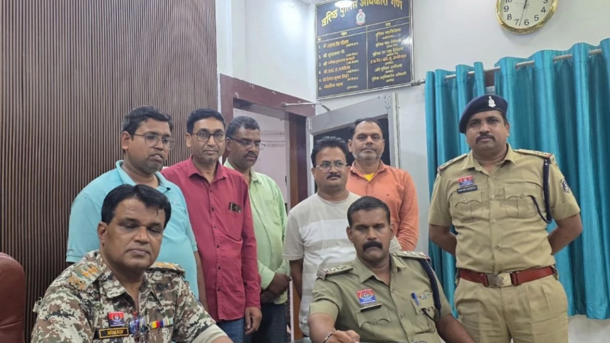 रकम दोगुना करने के नाम पर सवा करोड़ रुपये की धोखाधड़ी, पुलिस ने पांच लोगों को किया गिरफ्तार