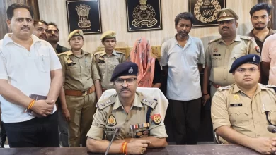 चित्रकूट में जली हुई कार से मिले शव की गुत्थी सुलझी: बीमा के पैसे हड़पने की साजिश में पति-पत्नी गिरफ्तार