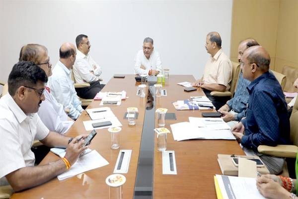 चयनित सहायक प्राध्यापकों की पदस्थापना या स्थानांतरण से प्रभावित अतिथि विद्वानों को विकल्प भरने का दें अंतिम अवसर चयनित सहायक प्राध्यापकों की पदस्थापना या स्थानांतरण से प्रभावित अतिथि विद्वानों को विकल्प भरने का दें अंतिम अवसर