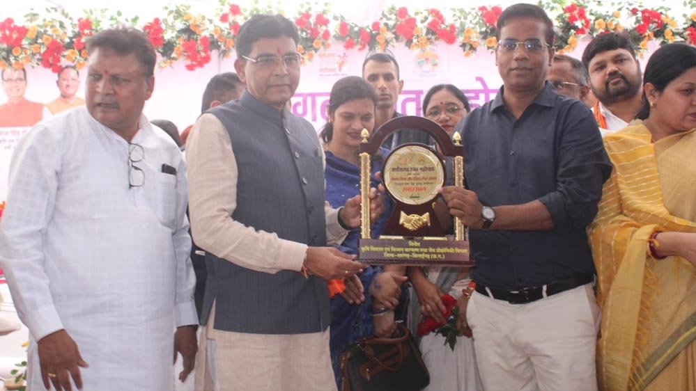 मंत्री टंक राम वर्मा का संदेश — किसान हैं विकसित भारत की रीढ़, तिलहन उत्पादन से बढ़ेगी आत्मनिर्भरता