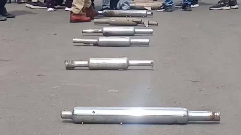 सड़क सुरक्षा के लिए कार्रवाई, उज्जैन में बुलेट साइलेंसर पर पुलिस ने चलाया रोडरोलर