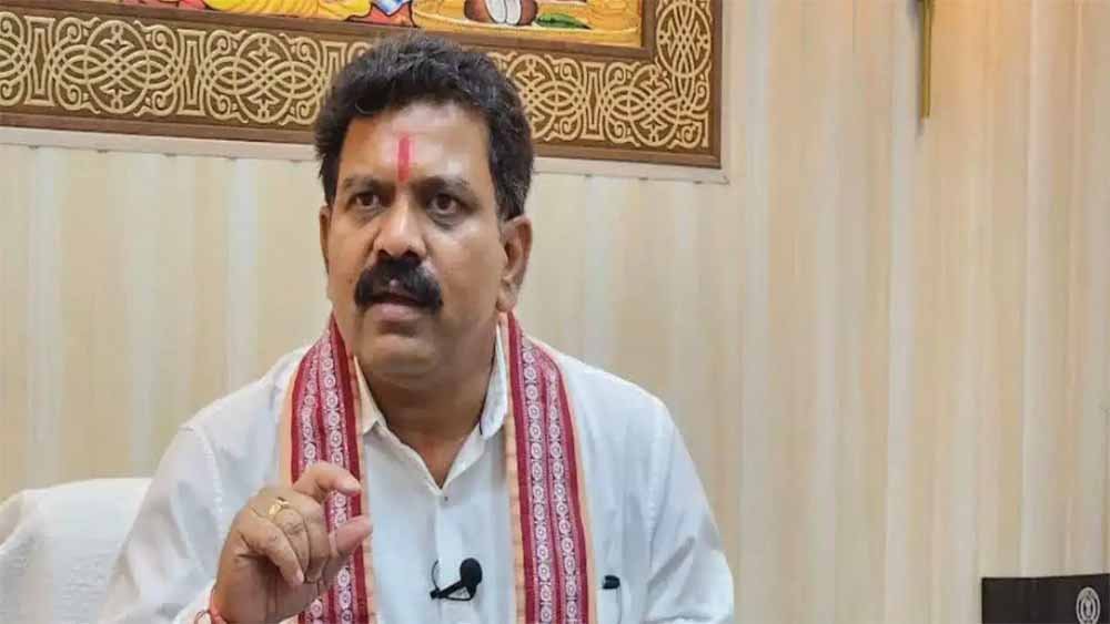 नक्सलवाद को करारा झटका: 21 नक्सली हुए आत्मसमर्पण, विजय शर्मा ने किया स्वागत नक्सलवाद को करारा झटका: 21 नक्सली हुए आत्मसमर्पण, विजय शर्मा ने किया स्वागत