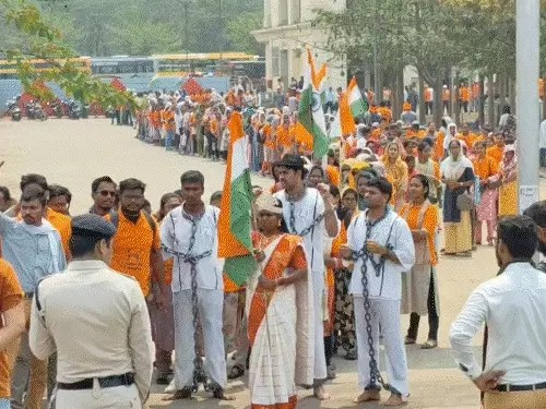 रायपुर में धरना-प्रदर्शन करने पर 500 रुपए शुल्क लगेगा:आने वाले समय में 1000 रुपए वसूल सकता है निगम, संगठन बोले- आवाज दबाने की कोशिश रायपुर में धरना-प्रदर्शन करने पर 500 रुपए शुल्क लगेगा:आने वाले समय में 1000 रुपए वसूल सकता है निगम, संगठन बोले- आवाज दबाने की कोशिश