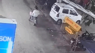 मनेन्द्रगढ़ में महिला से चेन स्नेचिंग, पर्स लूटा:बदमाशों ने गांधी चौक पर दिया वारदात को अंजाम, 24 घंटे बाद भी आरोपी फरार
