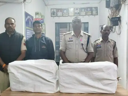 जगदलपुर में पकड़ाया 5.40 लाख का गांजा:ओडिशा से गांजे की खेप लेकर बस्तर पहुंचा तस्कर; पुलिस ने पकड़ा
