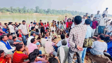रायपुर के उद्योगपति पर 127 एकड़ जमीन हड़पने का आरोप:अबूझमाड़ में कांग्रेस ने जांच दल भेजा; प्रभावित आदिवासियों ने की कार्रवाई की मांग