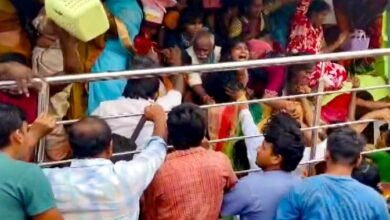 श्रीकाकुलम के वेंकटेश्वर स्वामी मंदिर में एकादशी के दौरान भीड़ में मची भगदड़, 10 लोगों की मौत; पीएम ने जताया दुख