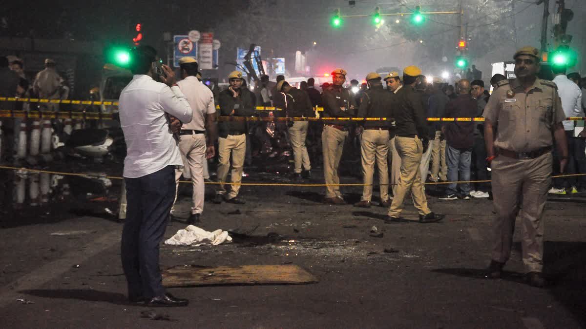 लाल किले के पास धमाका मामले में चार और आरोपियों को NIA ने किया गिरफ्तार, टीम ने जम्मू-कश्मीर से हिरासत में लिया