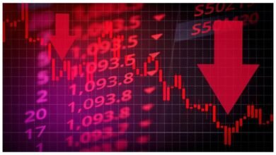 सेंसेक्स 500 अंक फिसला, निफ्टी भी 25600 से नीचे; क्यों बाजार में आई बिकवाली?