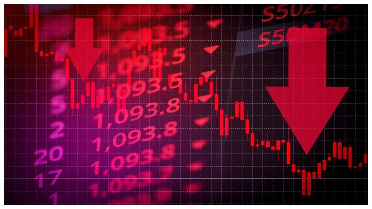 सेंसेक्स 500 अंक फिसला, निफ्टी भी 25600 से नीचे; क्यों बाजार में आई बिकवाली?