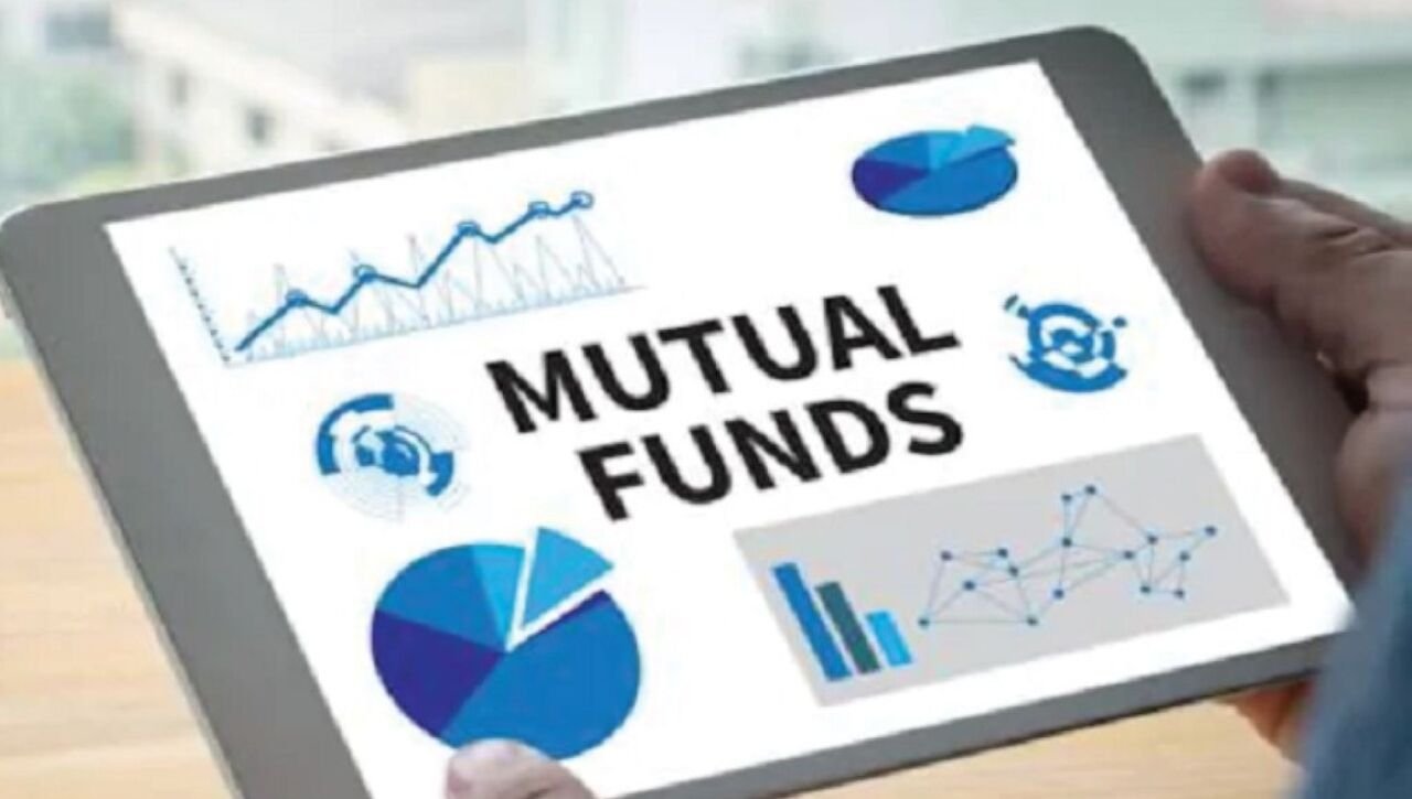 अक्टूबर में म्यूचुअल फंड्स का कुल नकद भंडार 4.11% बढ़कर 2.09 लाख करोड़ हुआ
