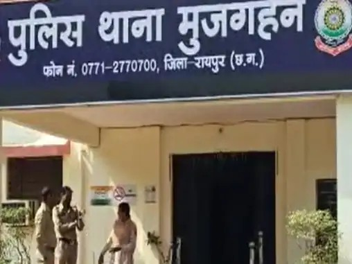 रायपुर की लेडी डॉन पूजा पुलिस हिरासत में:छात्र- छात्राओं को फ्लैट में कैद कर छेड़खानी-लूट की, पुलिस ने पांच आरोपियों को पकड़ा; खुद को बताया था पुलिस अफसर