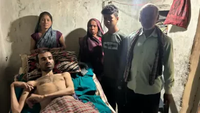 दिव्यांग ने राज्यपाल से मांगी इच्छा मृत्यु:पीड़ित बोला-सामाजिक पैसों के दुरुपयोग का झूठा आरोप लगाया, समाज से निकाला, पुलिस ने भी नहीं की कार्रवाई