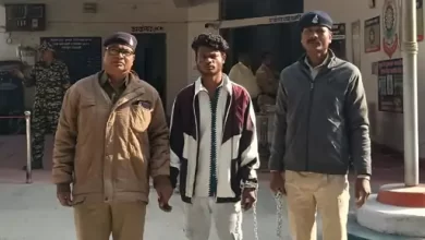 जशपुर पुलिस ने फरार वारंटी को गिरफ्तार किया:’ऑपरेशन अंकुश’ में 8 मामलों का वांछित आरोपी को न्यायिक रिमांड पर जेल भेजा गया