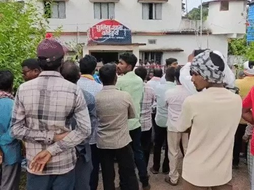 कांकेर में बवाल…ग्रामीणों ने ईसाई-व्यक्ति का शव दफनाने नहीं दिया:मसीही समाज ने थाना घेरा,कहा-अंतिम संस्कार की अनुमति मिले, 3 दिन से मॉर्च्युरी में लाश