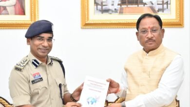 आईपीएस डॉ. संतोष सिंह के संयुक्त राष्ट्र के शांति प्रयास विषय पर लिखित किताब का दिल्ली के मानक पब्लिकेशन ने किया प्रकाशन