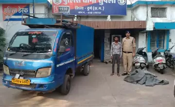 भिलाई के सुपेला थाना में अपराधियों पर कार्रवाई:सड़क पर दहशत फैलाने वाला गिरफ्तार, चोरी का आरोपी पकड़ाया, मॉडिफाइड साइलेंसर पर 34 हजार का जुर्माना