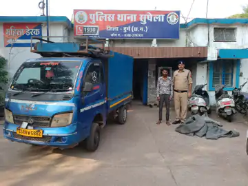 भिलाई के सुपेला थाना में अपराधियों पर कार्रवाई:सड़क पर दहशत फैलाने वाला गिरफ्तार, चोरी का आरोपी पकड़ाया, मॉडिफाइड साइलेंसर पर 34 हजार का जुर्माना भिलाई के सुपेला थाना में अपराधियों पर कार्रवाई:सड़क पर दहशत फैलाने वाला गिरफ्तार, चोरी का आरोपी पकड़ाया, मॉडिफाइड साइलेंसर पर 34 हजार का जुर्माना