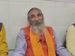 भाजपा सांसद भोजराज नाग बोले – “अफसर फोन नहीं उठाएंगे तो काटेंगे नींबू” भाजपा सांसद भोजराज नाग बोले – “अफसर फोन नहीं उठाएंगे तो काटेंगे नींबू”