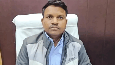 खैरागढ़ CMO कोमल ठाकुर निलंबित:बकायेदारों को कम कीमत पर दुकाने आवंटित की; 65 लाख राजस्व का नुकसान हुआ