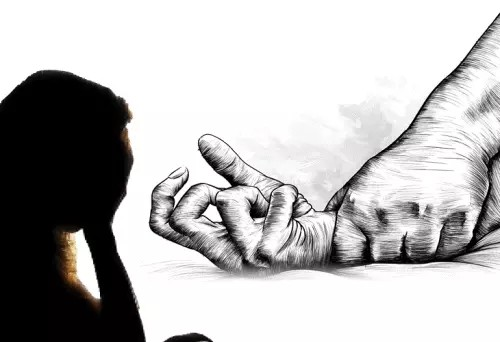 पति जेल में, दोस्तों ने पत्नी से गैंगरेप किया:घर में दुष्कर्म, पति ने कहा था ‘दोस्तों से संपर्क रखना’, भिलाई में भाभी ने मिलवाया