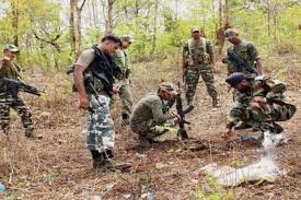 Breaking : सुकमा में जवानों और नक्सलियों के बीच मुठभेड़ जारी, 3 नक्सलियों के मारे जाने की खबर Breaking : सुकमा में जवानों और नक्सलियों के बीच मुठभेड़ जारी, 3 नक्सलियों के मारे जाने की खबर