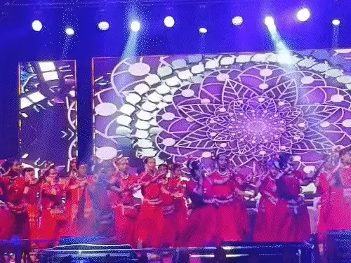 राज्योत्सव में पंडवानी-राउत नाच और बॉलीवुड सांग पर झूमे लोग:बिलासपुर में लोक कलाकारों ने दी प्रस्तुति, सरकारी योजनाओं में विकास की प्रदर्शनी