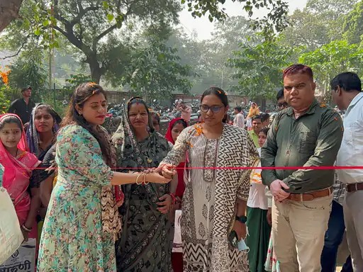 गर्भवती महिला ने बिलाईगढ़ CHC में प्रधानमंत्री मातृत्व अभियान की शुरुआत की; फीता काटकर किया शुभारंभ, सम्मानित हुईं महिलाएं