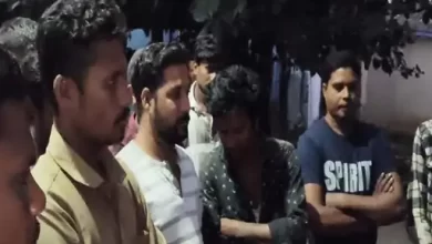 करंट की चपेट में आने से मजदूर की मौत:काम के दौरान हादसा; मुआवजे की मांग पर परिजनों का हंगामा, कंपनी ने दिया 5 लाख