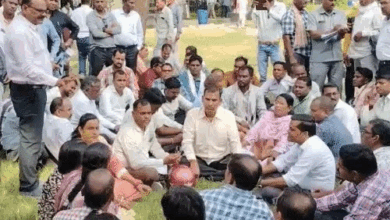 छत्तीसगढ़ में 15 नवंबर से धान खरीदी पर संशय:कम्प्यूटर ऑपरेटर्स-कर्मचारियों ने शुरू किया अनिश्चितकालीन हड़ताल, शनिवार-रविवार अवकाश की रहेगी छुट्‌टी