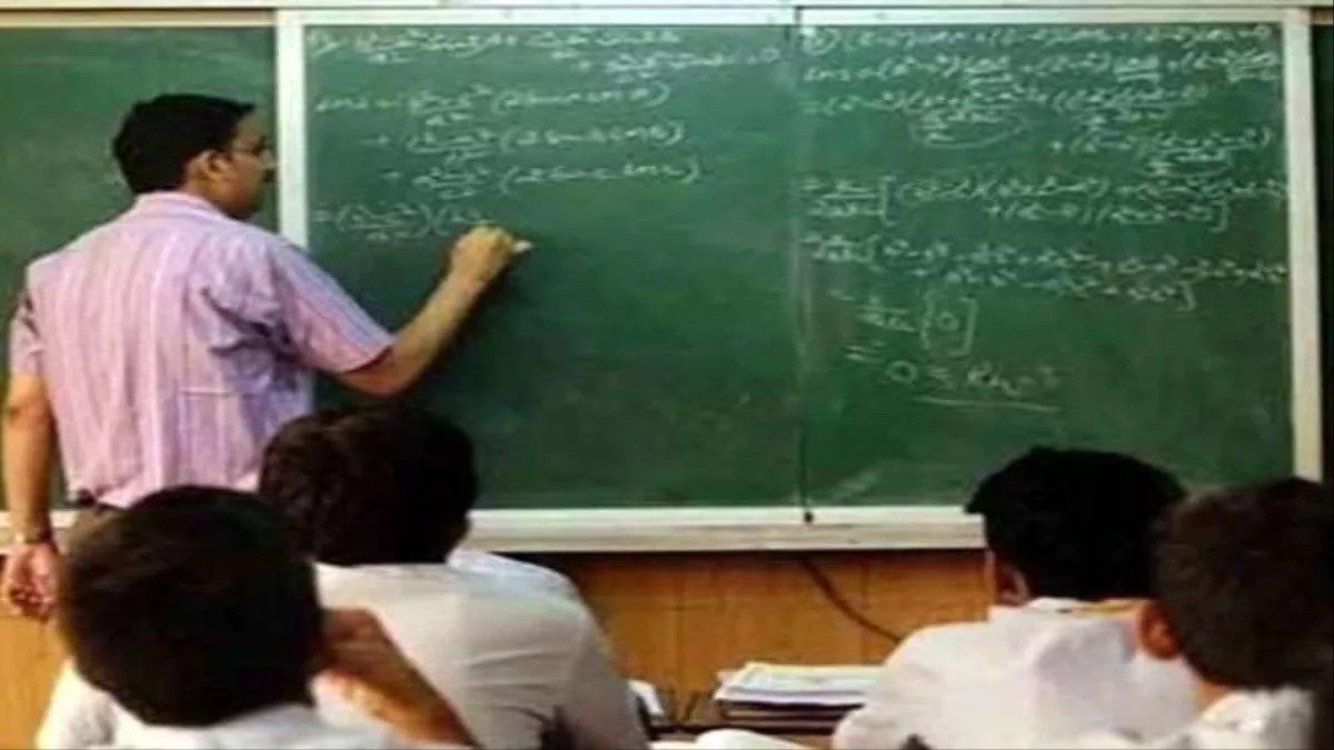 छत्तीसगढ़ के 335 कॉलेजों में प्रोफेसरों के 760 पद खाली, चार सालों से रुकी हुई है भर्ती प्रक्रिया