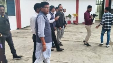 उच्च शिक्षा मंत्री टंकराम वर्मा ने प्रबंधन को लगाई फटकार, जानिए किस बात पर हुए नाराज