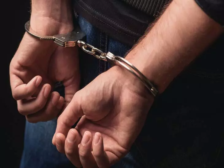 रायपुर में चाकू लेकर आम लोगों को डराने वाला आरोपी गिरफ्तार