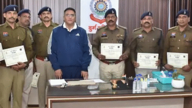 हत्या, पॉक्सो, बलात्कार मामलों में दोषियों को सजा:दुर्ग पुलिस की सटीक जांच से उम्रकैद और 20 साल तक के फैसले, अधिकारियों को किया सम्मानित