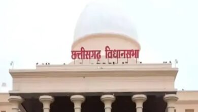 आज से छत्तीसगढ़ विधानसभा के शीतकालीन सत्र की शुरुआत, विपक्ष ने पहले दिन का किया बहिष्कार आज से छत्तीसगढ़ विधानसभा के शीतकालीन सत्र की शुरुआत, विपक्ष ने पहले दिन का किया बहिष्कार