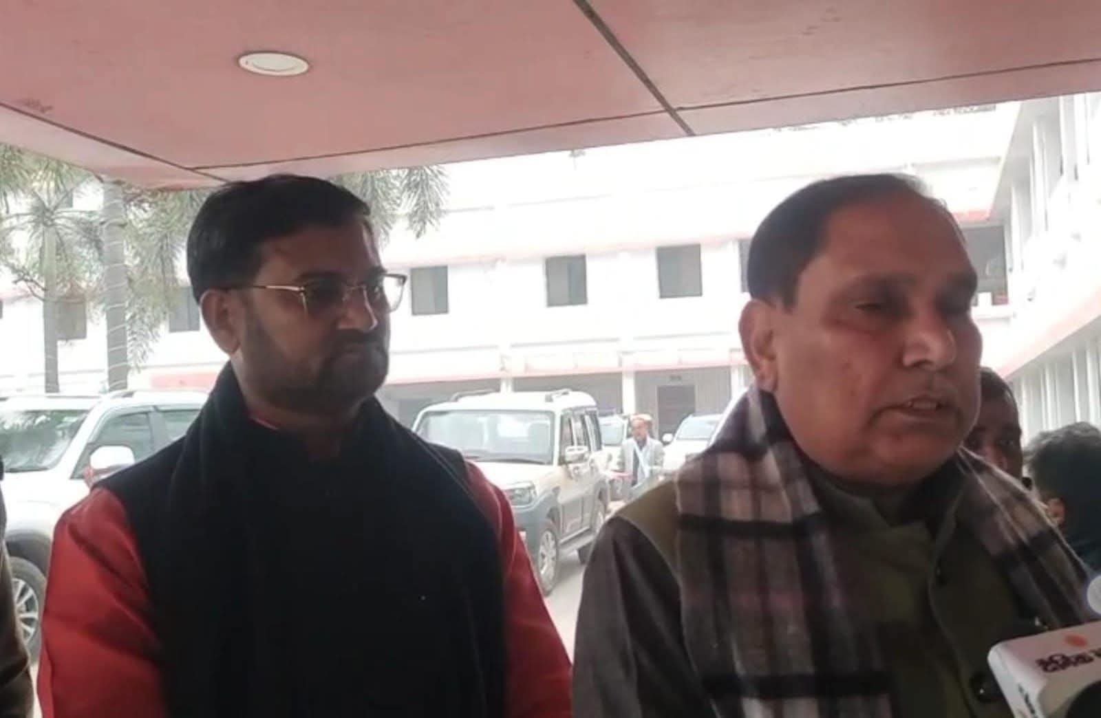 रोसड़ा में ऐतिहासिक मठ की जमीन पर भू-माफियाओं की नजर, डीएम ने कसा शिकंजा