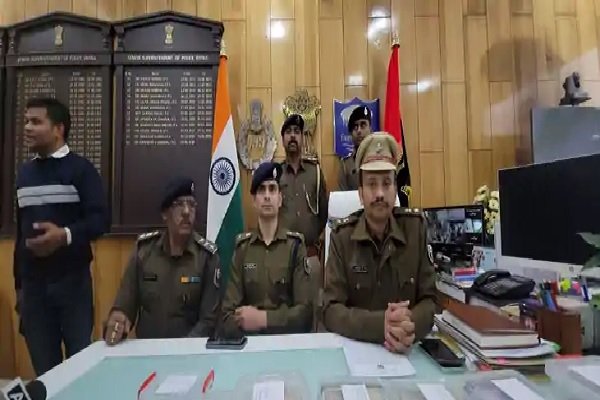 बिहार: चाय की दुकान की आड़ में चल रहा था नशे का कारोबार, 6 आरोपी गिरफ्तार; नकदी-गहने और हथियार बरामद
