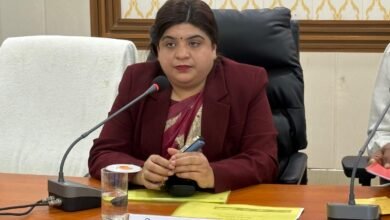 औरंगाबाद: स्कूलों के फिर बदले समय, डीएम ने लगाई 8वीं कक्षा तक शैक्षणिक गतिविधियों पर रोक 