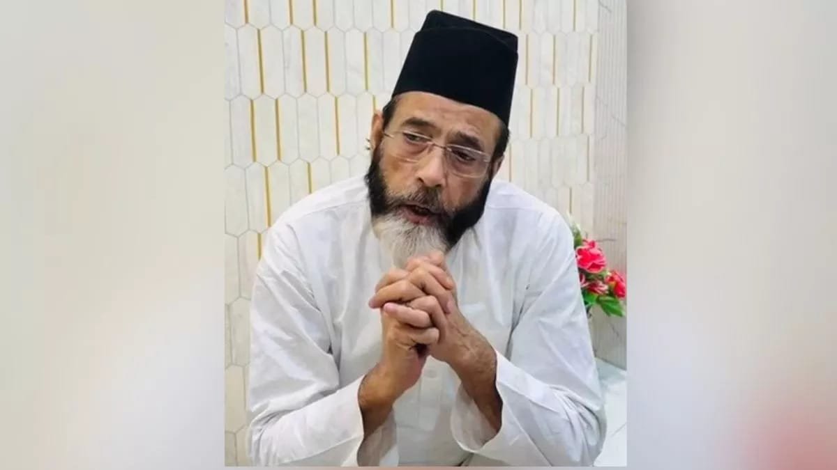 बरेली बवाल केस में बड़ा एक्शन! मौलाना तौकीर रजा समेत 46 पर चार्जशीट दाखिल बरेली बवाल केस में बड़ा एक्शन! मौलाना तौकीर रजा समेत 46 पर चार्जशीट दाखिल